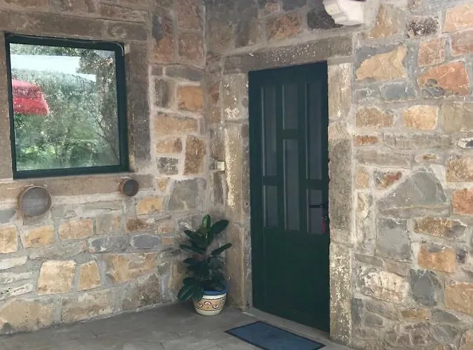 Tourist Farm With Fig Tree Appartement Dekani